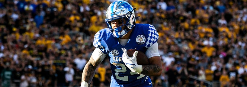 College Football Week 9 Player Prop Bets Picks & Predictions: Kentucky vs. Tennessee (2022)